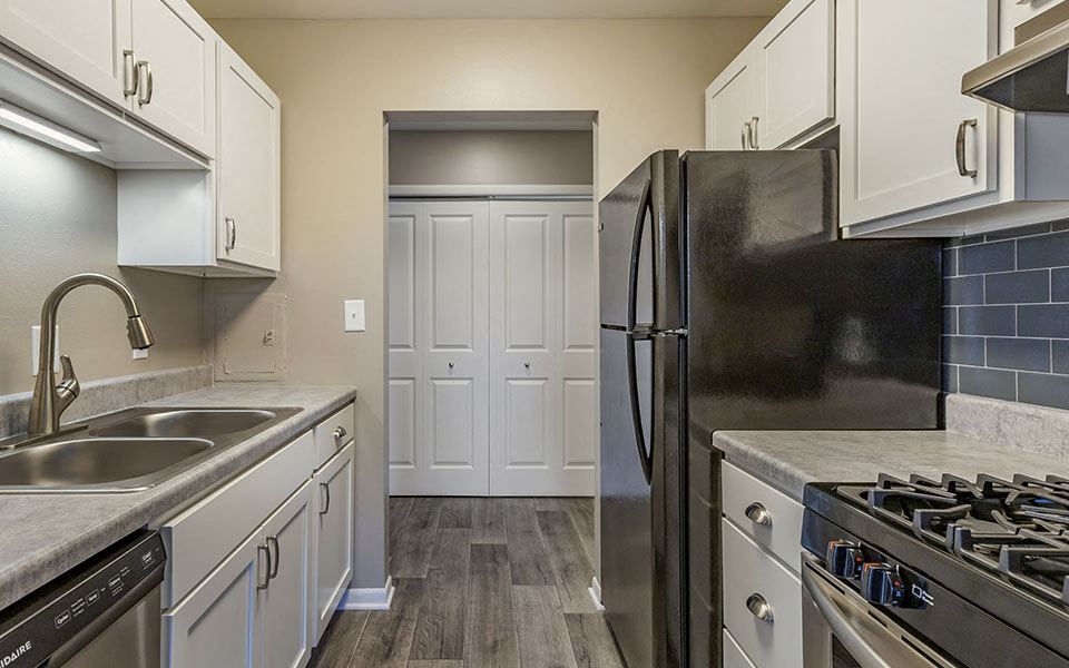 Photos and Video of Ramblewood Apartments in Wyoming, MI